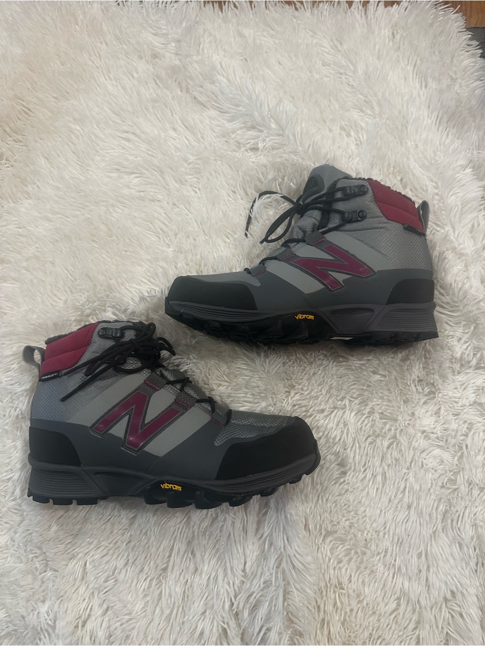 New Balance  Gray and Burgundy Lace-Up Trail Boots Womens 9